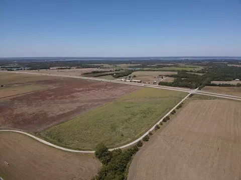565 County Road 2979, Windom, TX 75492