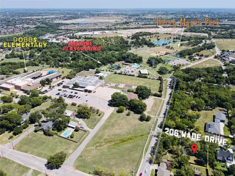 206 Wade Dr, Rockwall, TX 75087