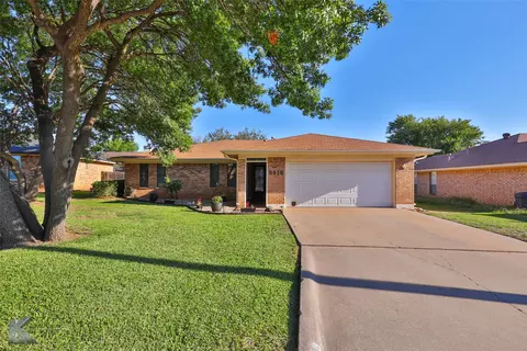 8018 Hearne Dr, Abilene, TX 79606