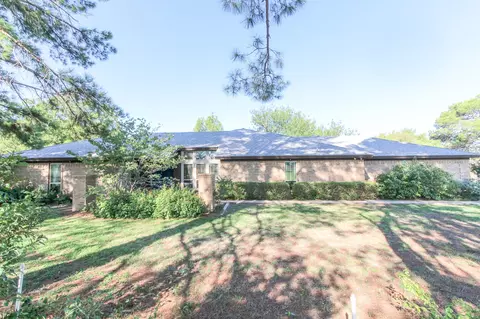 5276 W Lake Rd, Abilene, TX 79601