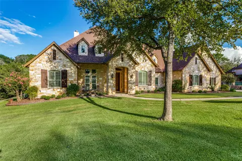 143 Silver Valley Ln, Fort Worth, TX 76108
