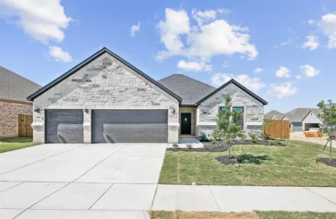 700 Lake Murray Ln, Cleburne, TX 76033