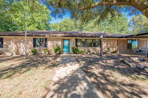 299 Vz County Road 3727, Wills Point, TX 75169