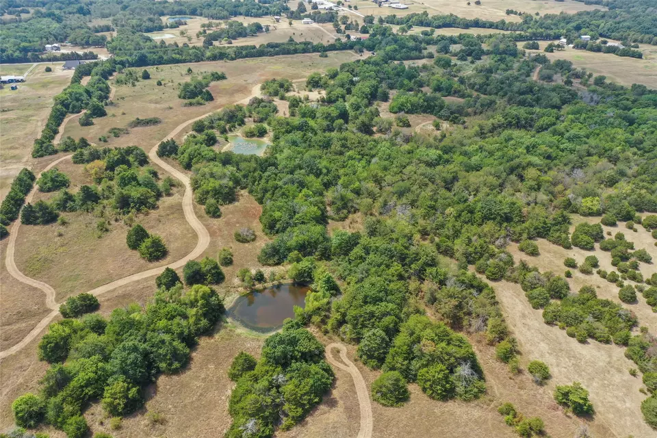  4700 Cr-1040, Celeste, TX 75423 photo 9