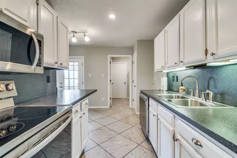 506 Button Dr, Mesquite, TX 75150 photo 10
