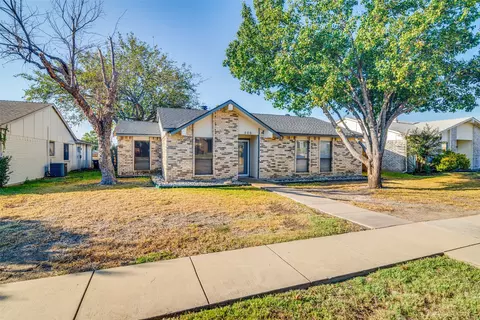 506 Button Dr, Mesquite, TX 75150