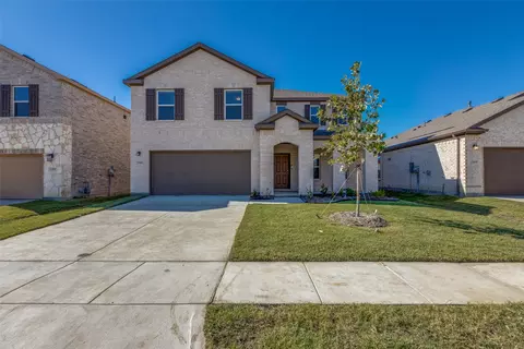 2505 Warren Ln, Aubrey, TX 76227