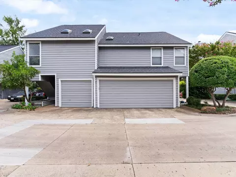 9222 Church Rd #203, Dallas, TX 75231