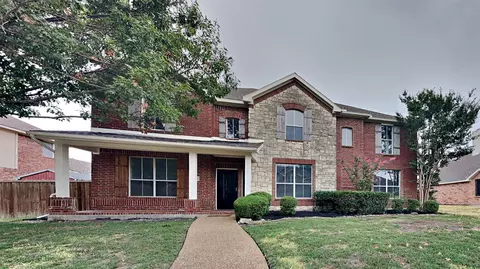 8706 Lakeside Dr, Rowlett, TX 75088
