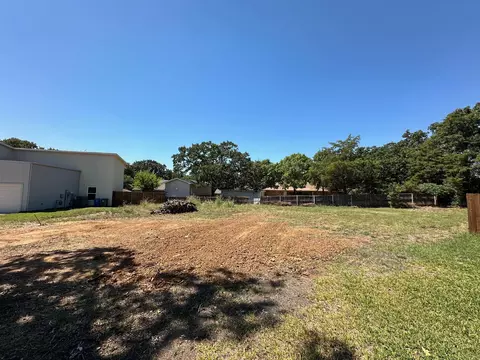 1629 Shadow Ln, Irving, TX 75060