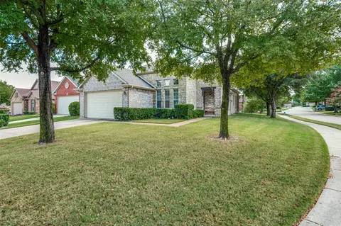 341 Wrangler Dr, Fairview, TX 75069