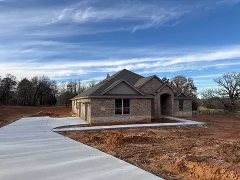 5205 Terrific Ln, Alvarado, TX 76009