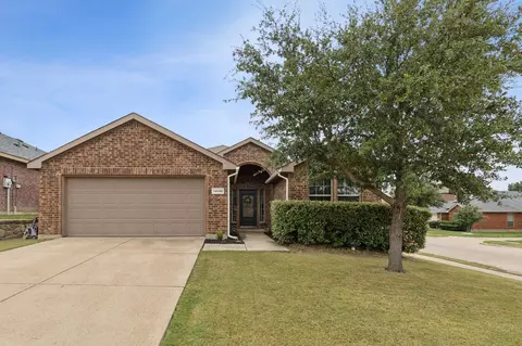 14100 Pioneer Bluffs Rd, Balch Springs, TX 75181