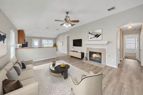 1249 Mountain Peak Dr, Haslet, TX 76052