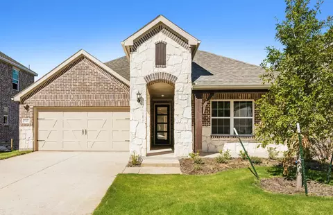 548 Willowmore Dr, Little Elm, TX 75068