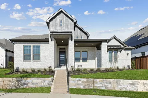 1013 Desert Rose Ln, Crowley, TX 76036
