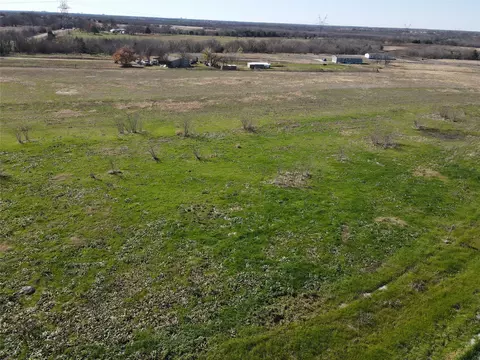 4013 Rolling Ln, Greenville, TX 75401