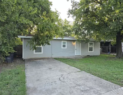 2709 S Edgewood Ter, Fort Worth, TX 76105