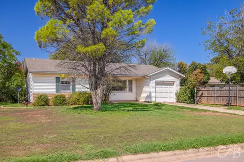 834 Buccaneer Dr, Abilene, TX 79605