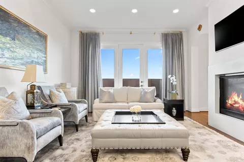 8616 Turtle Creek Blvd #519, Dallas, TX 75225