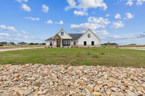 3136 Infinity Dr, Weatherford, TX 76087