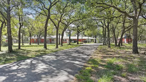 1401 Cactus St, Mineral Wells, TX 76067