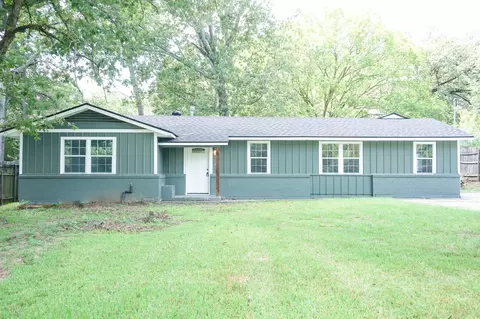 9138 Simmons Blvd, Shreveport, LA 71118