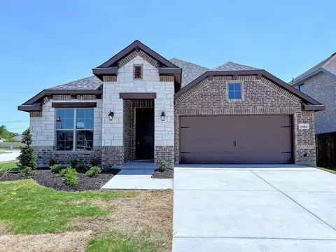 3702 Swale St, Grand Prairie, TX 75052