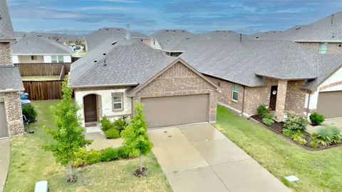 2178 Hobby Dr, Forney, TX 75126