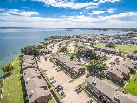 4444 Chaha Rd #203, Garland, TX 75043