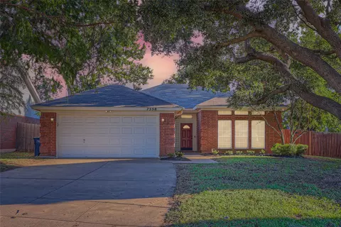 7558 Kurtz Ct, Fort Worth, TX 76120