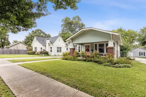 2730 College Ave, Fort Worth, TX 76110