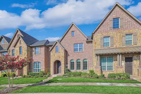 209 Venice Ave, Flower Mound, TX 75028