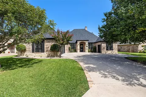 5812 Pebble Beach Dr, Granbury, TX 76049