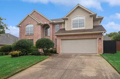 2707 Sandstone Dr, Grapevine, TX 76051