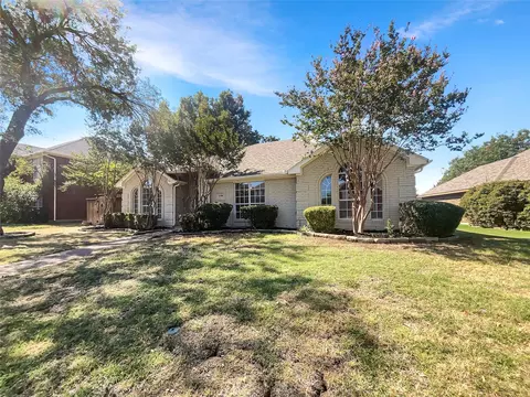 2108 Alto Ave, Carrollton, TX 75007