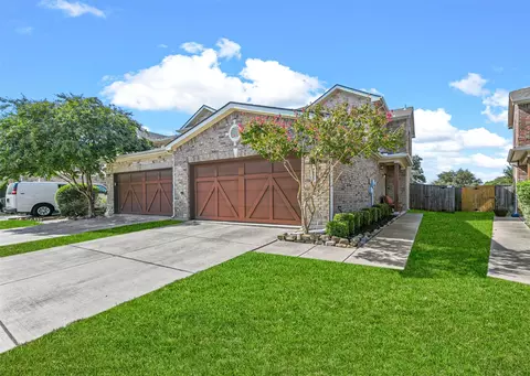 5933 Lost Valley Dr, The Colony, TX 75056