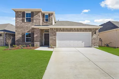 689 Scarlett St, Forney, TX 75126