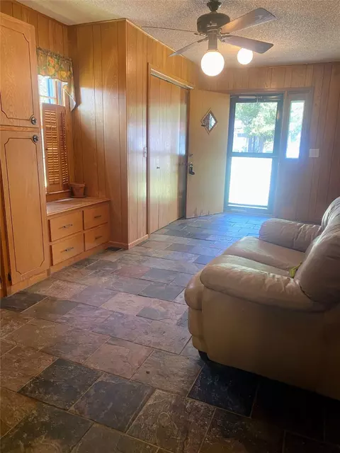 Entry Way - 1005 N 6th St, Haskell, TX 79521 photo 1 of 1