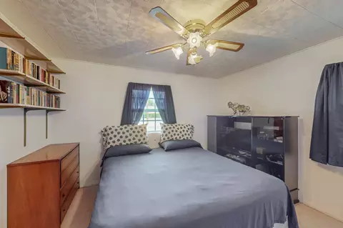 1922 Morgan St, Irving, TX 75062 photo 18
