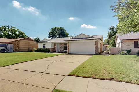 1922 Morgan St, Irving, TX 75062 photo 27