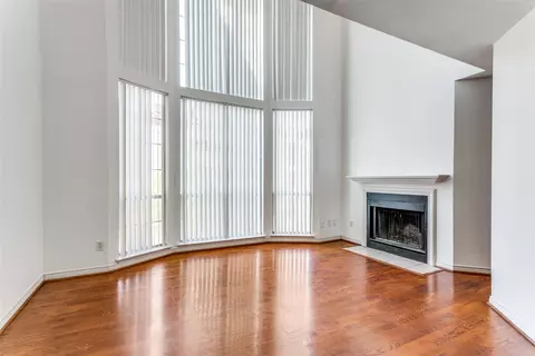 3100 Cole Ave #212, Dallas, TX 75204