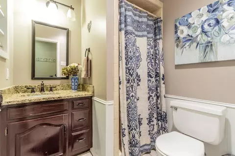 Bath - 2000 Stonegate Dr, Denton, TX 76205 photo 7 of 7