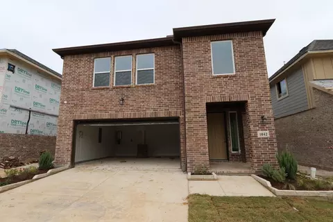 1042 Saffron Dr, Argyle, TX 76226