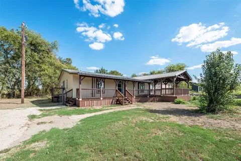 408 Mustang Rd, Waxahachie, TX 75165