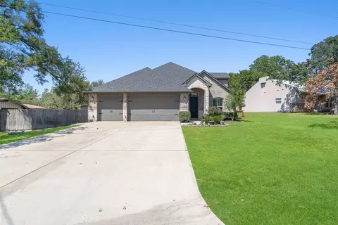 1436 Lakeshore Blvd, Oak Point, TX 75068