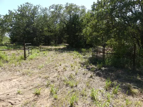 001 Boyd Rd, Forestburg, TX 76239