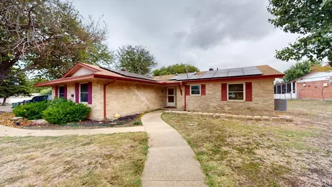 1904 Mars Dr, Garland, TX 75040