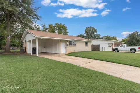1315 Violet Ave, Bossier City, LA 71112