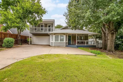2312 Thomas Pl, Fort Worth, TX 76107